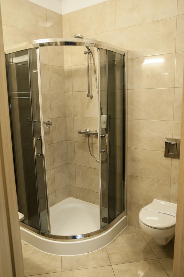 Hotel Pod Szyszkami Kozmin Экстерьер фото